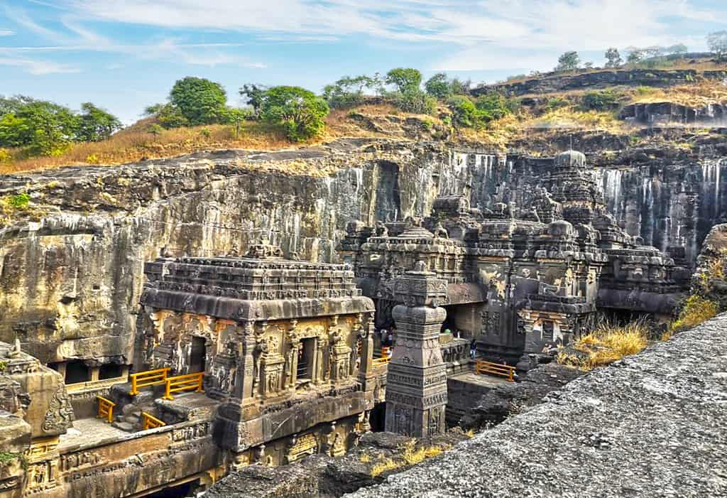 Ajanta, Conjunto rupestre situado en el acantilado del río Vaghora, India