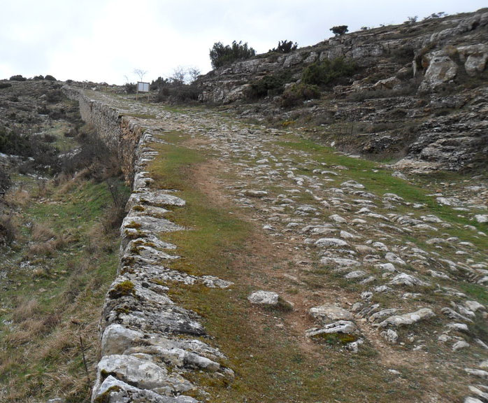 Calzada romana en Villambistia