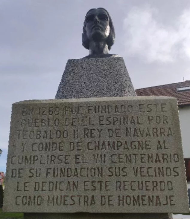 Monumento Teobaldo II en Espinal