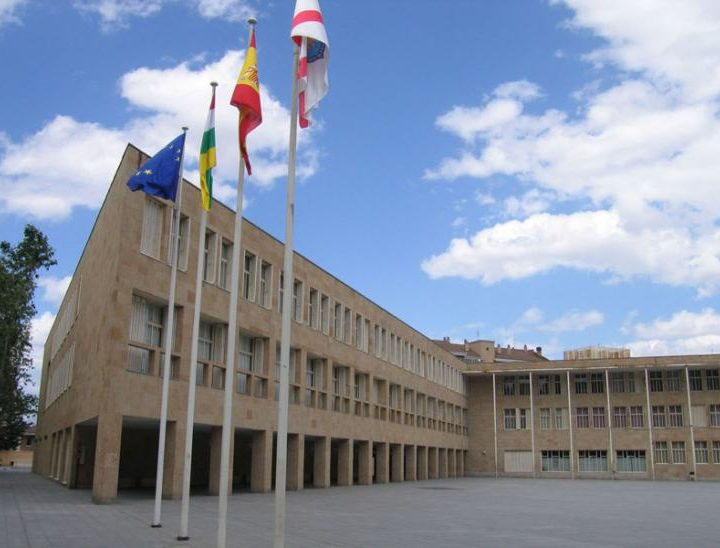 Edificio diseñado por Moneo