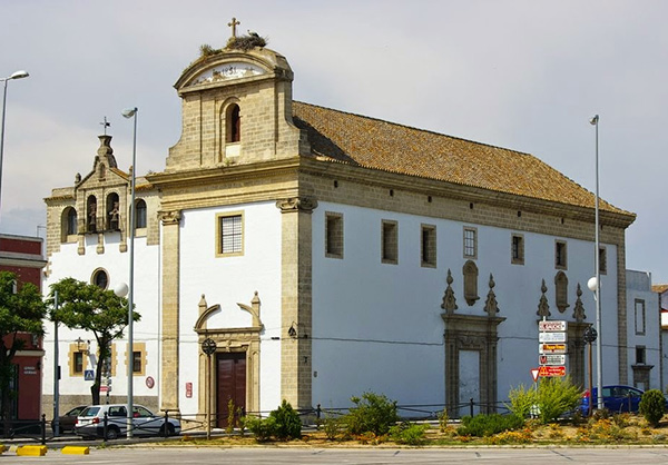 En el barrio de Zubiurrutia se encuentra el Convento de las comendadoras, cuya fundación se remonta al año 1268.