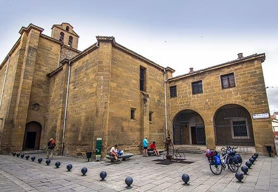 Edificio religioso fundado en 1621.