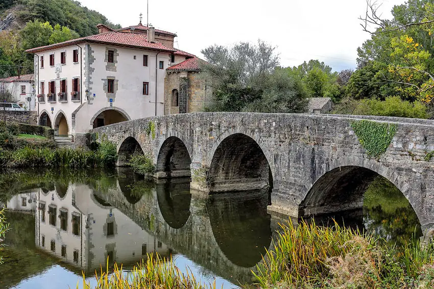 Puente de la Trinidad en Arre, Navarra